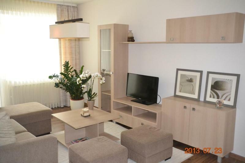 Apartamentai Dainu Šiauliai Exteriér fotografie